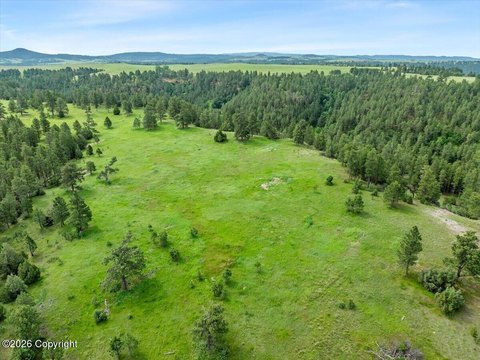 Land, Hulett, WY