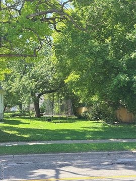 Residential Lot in Pontiac, MI