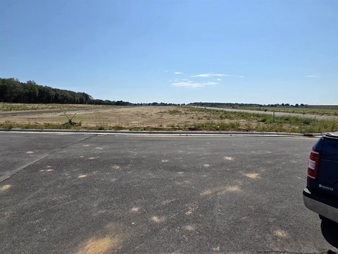 LAND, POPLAR GROVE, IL