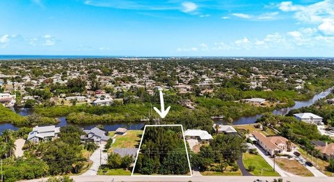 Land, VENICE, FL