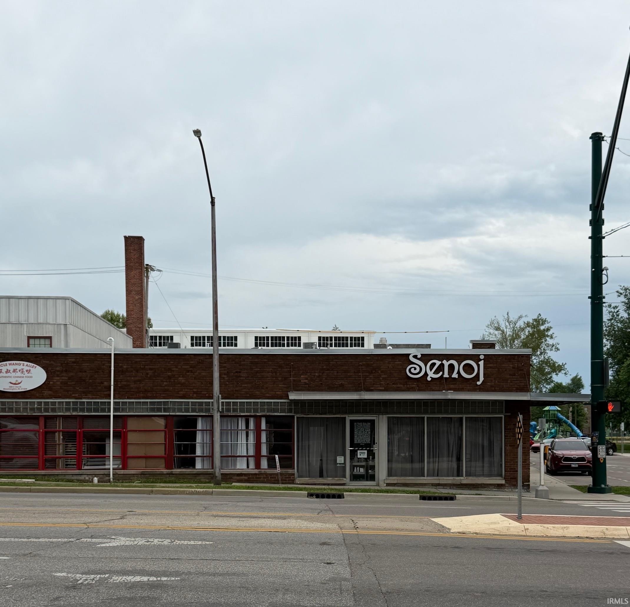 Downtown Retail Space For Rent
