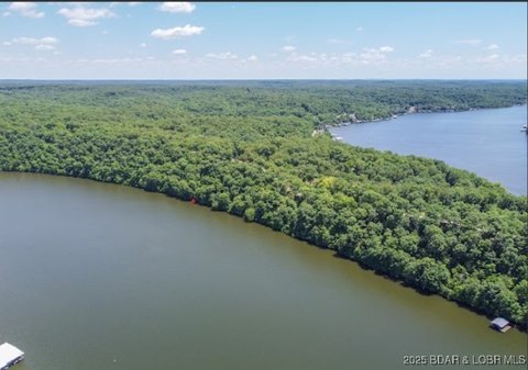 Versailles, MO Lakefront Land