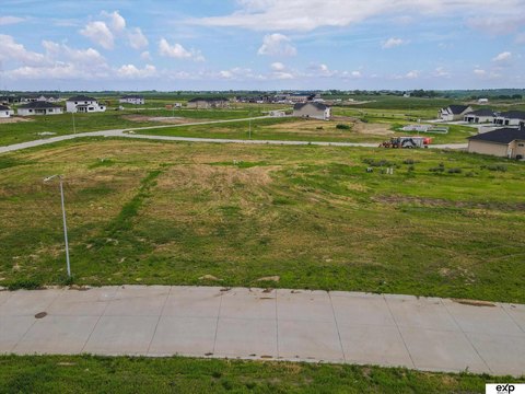 Flat Lot in Avante