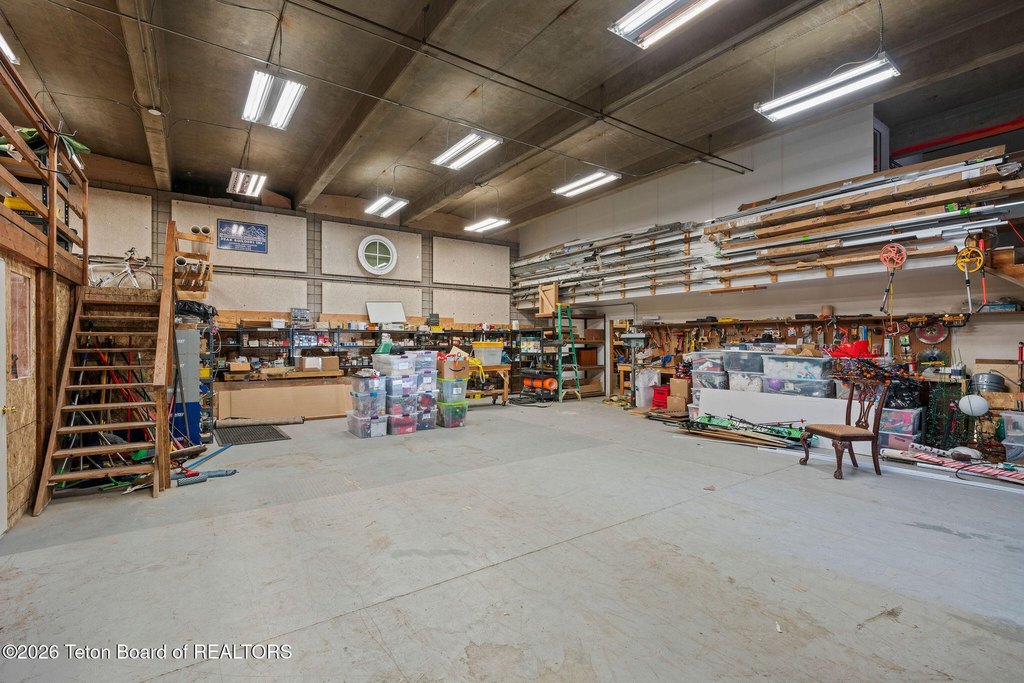 1200 Gregory Ln, Jackson, WY 83001