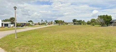 Deed-Restricted Residential Buildable Lot