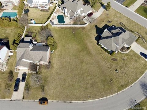 Residential Land in Monroe Twp