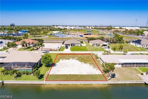 LAND - Cape Coral, FL