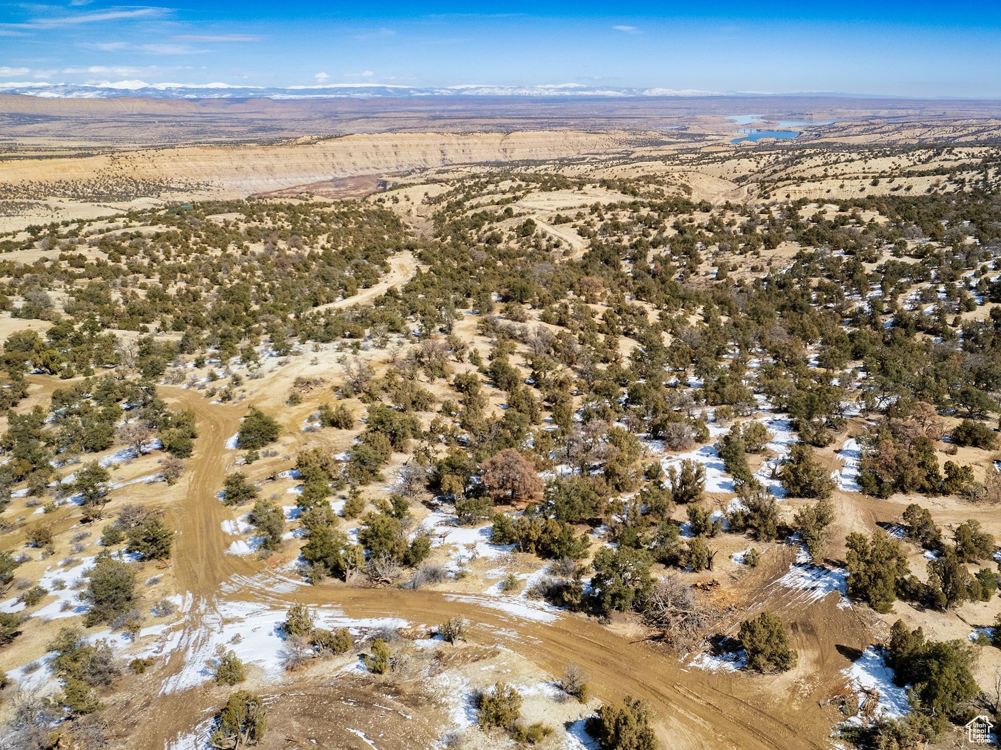 Duchesne Land with Mountain Views