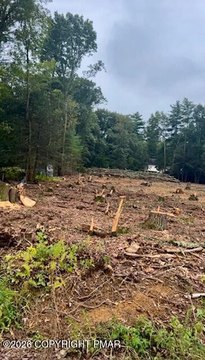 LAND - Effort, PA