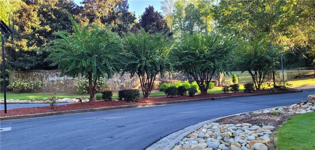 Lithonia, GA Wooded Basement Lot