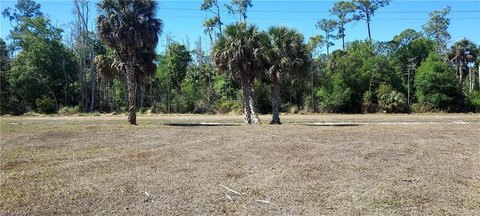 Land in Gated Aviation Community