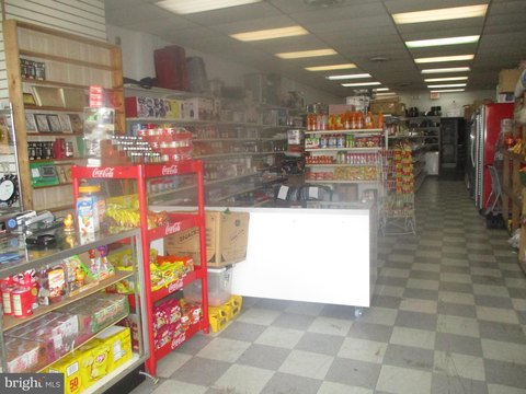 Retail Space in Upper Darby