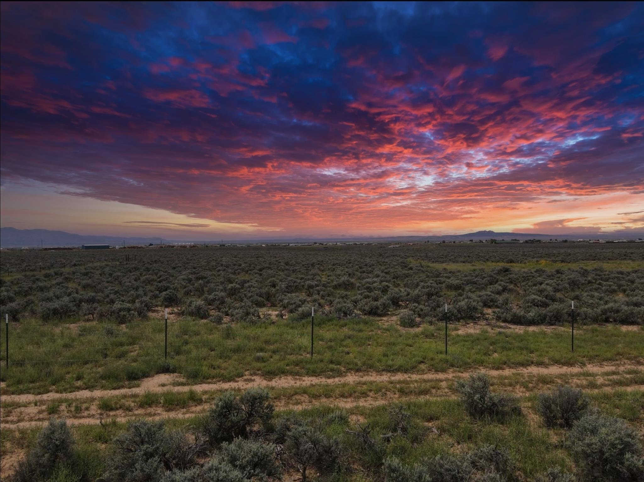 Spacious Land with Mountain Views