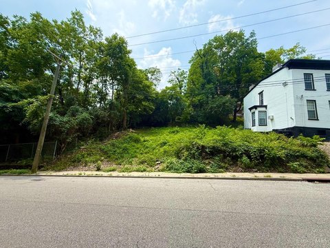 Land, Cincinnati, OH