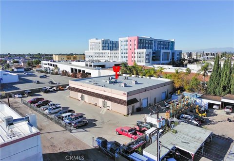 Versatile Industrial Space in Garden Grove