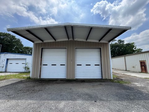 Groves Commercial Property For Sale