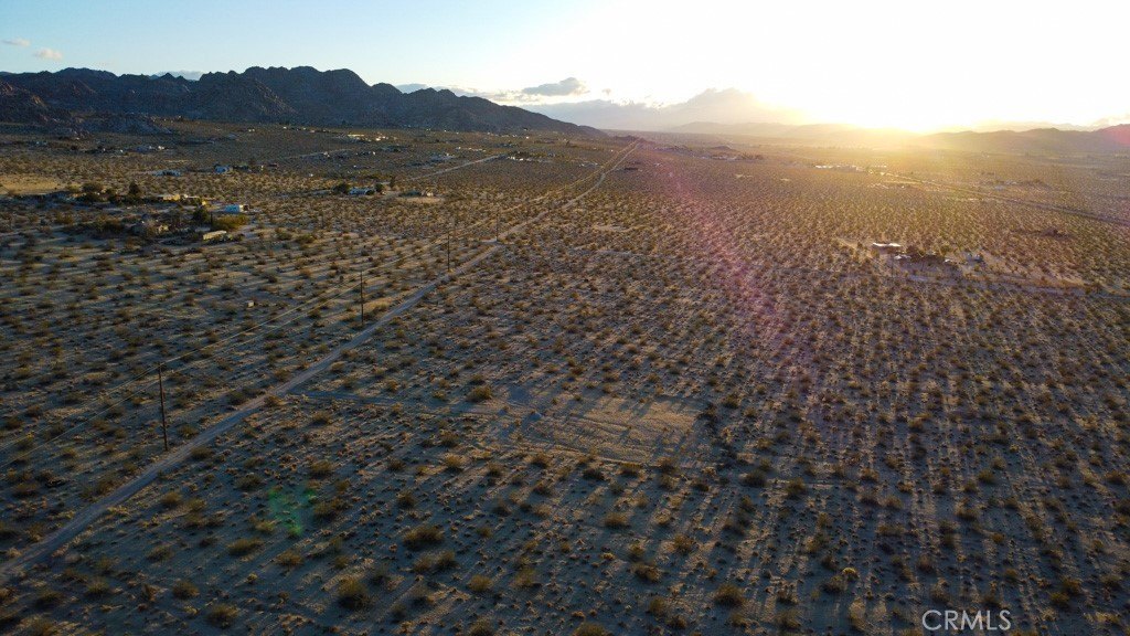 Joshua Tree Land with Views