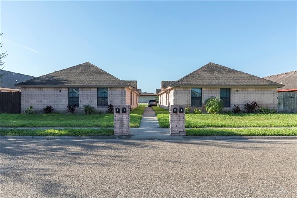 Edinburg Fourplex: Investor Opportunity