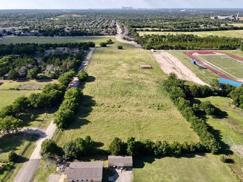 LAND - Dallas, TX
