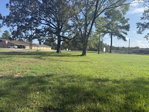 Land, Broaddus, TX