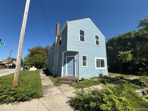 Updated Duplex with Private Laundry