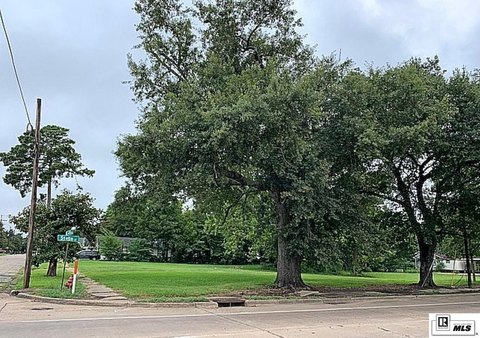 Corner Lot Commercial Land Site
