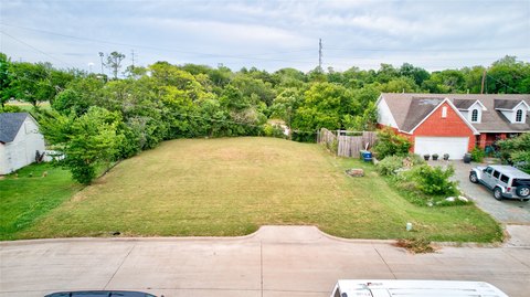 LAND - Garland, TX