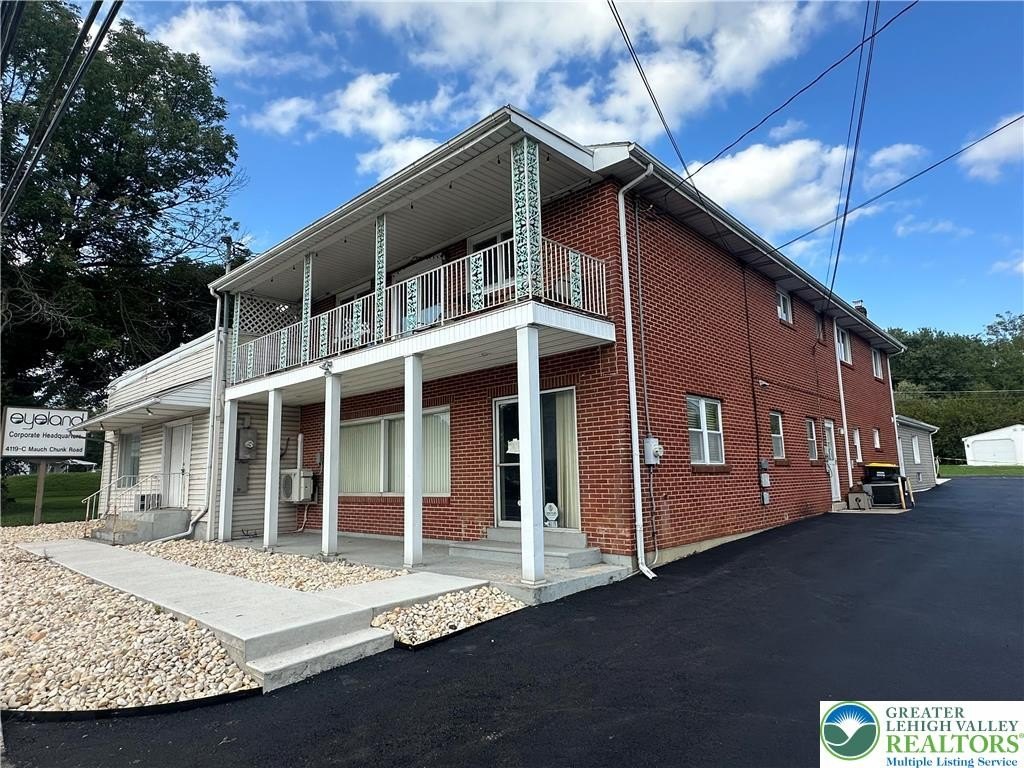 Adaptable Commercial Space For Rent