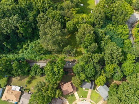 LAND - Memphis, TN