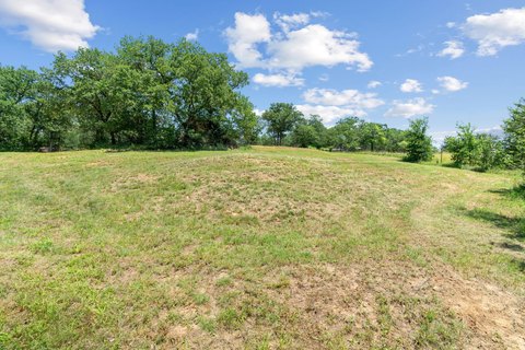 LAND - Chico, TX