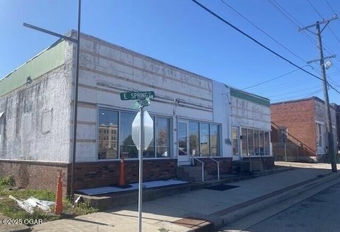 Downtown Neosho Commercial Opportunity