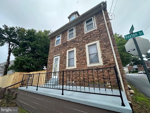 Land, PHOENIXVILLE, PA