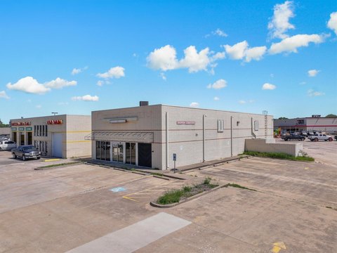 Flex Space with Drive-Thru