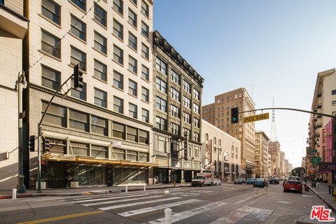 Historic Beaux Arts Multifamily Asset