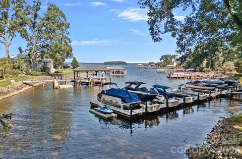 Waterfront Homesite in The Peninsula