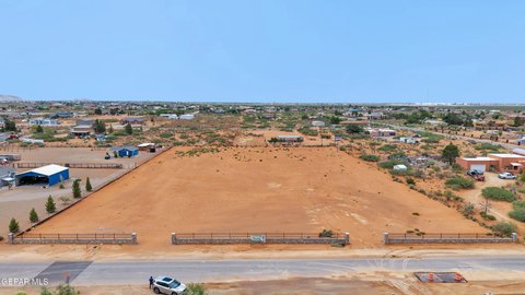 LAND - El Paso, TX