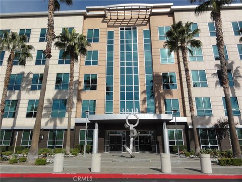 Class A Multi-Tenant Office Suite