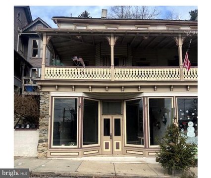 Parkesburg Storefront on Main Street