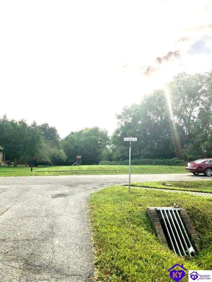 Elizabethtown Corner Lot on 31W