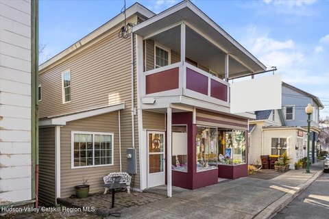 Mixed-Use Building in Revitalizing Cairo