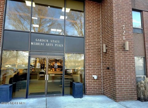 Holmdel Medical Office for Rent