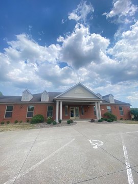 Frankfort Office Building For Rent