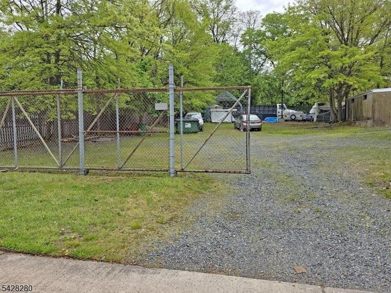 Picture 4