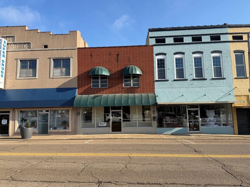 Downtown McKenzie Retail Space Available
