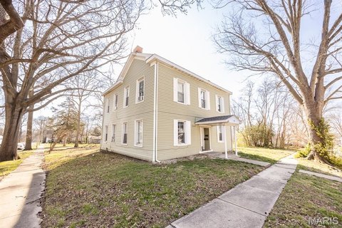 Lebanon Four-Unit Investment Opportunity