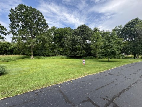 LAND - Jackson, MI