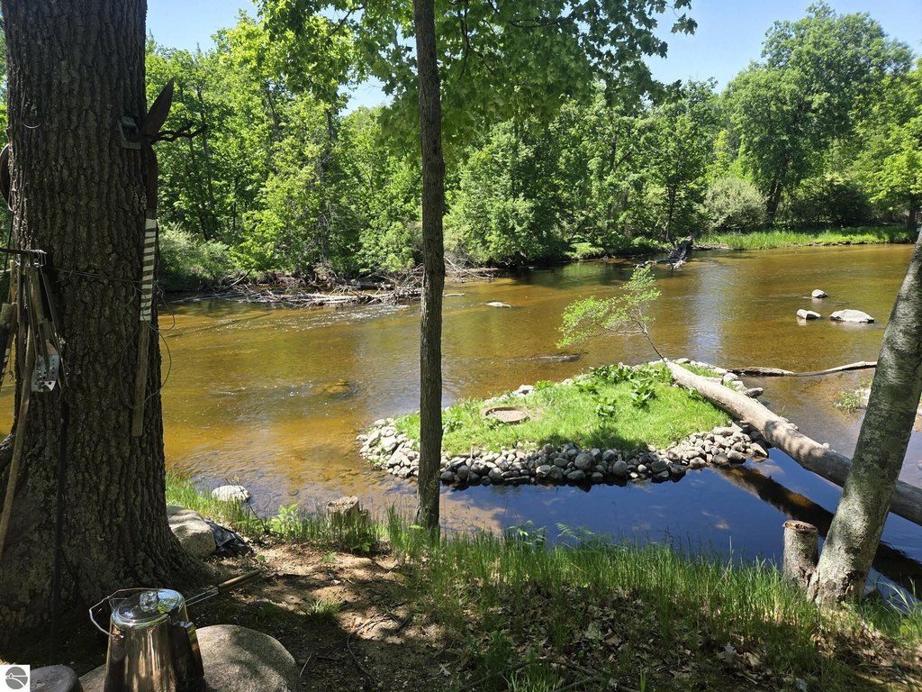 Picture 4