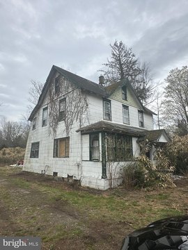 Three Houses on 5 Acres