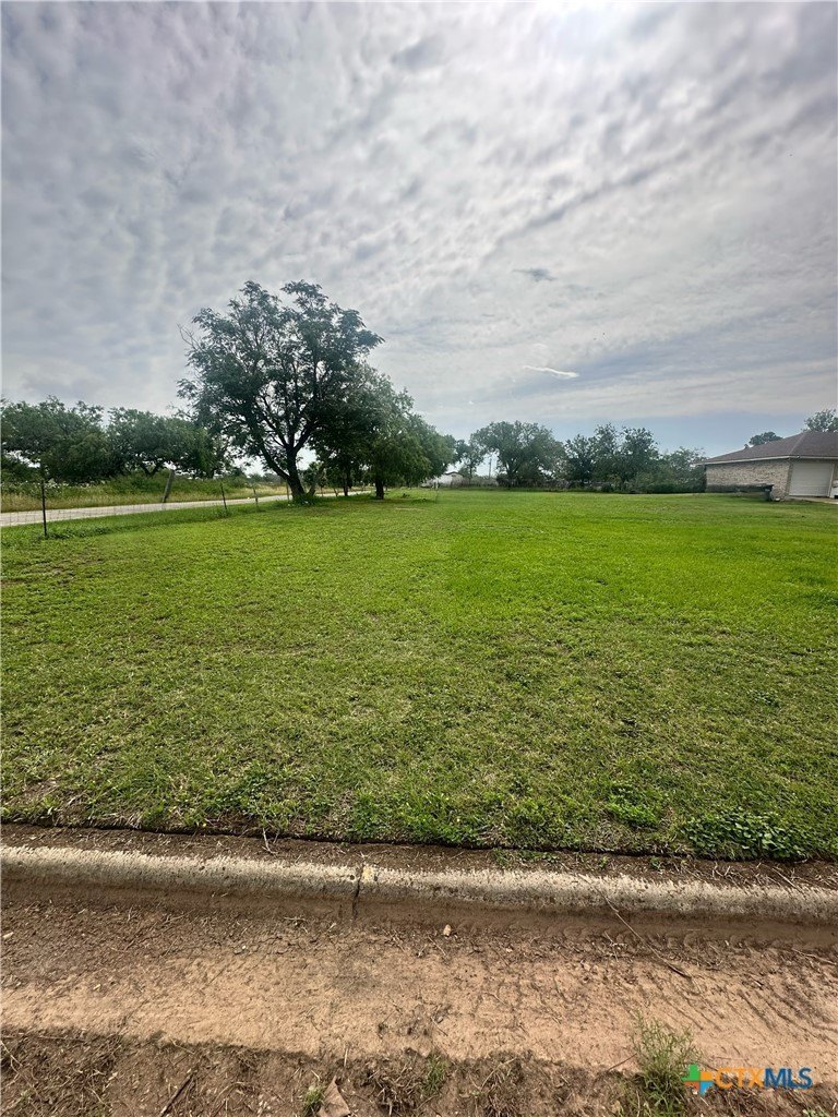 Residential Lot in Cuero, TX