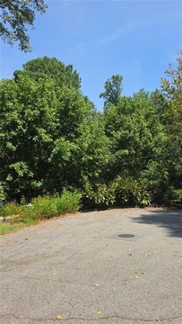 Land, Scottdale, GA